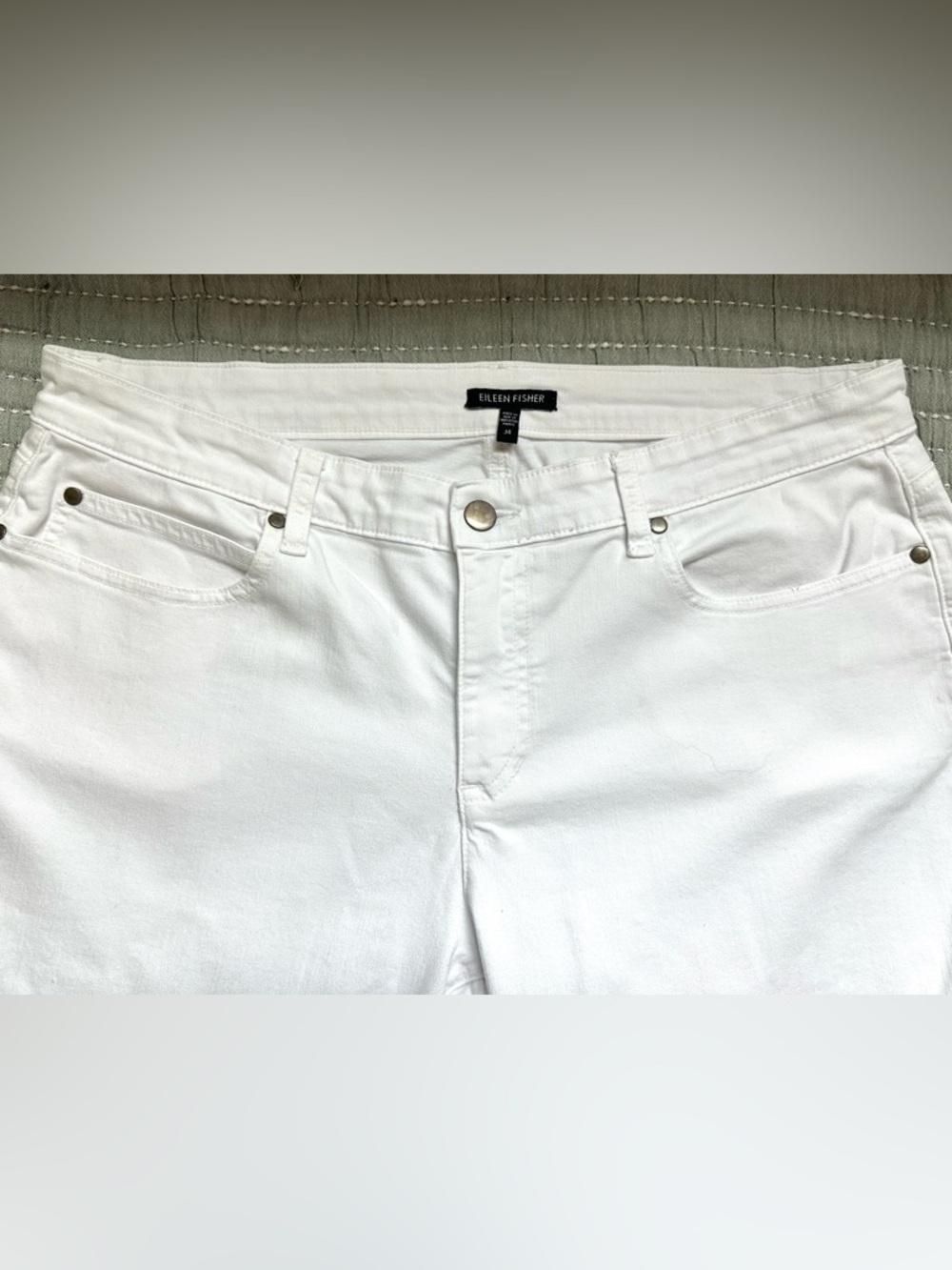 Eileen Fisher White Cotton Jeans with Metal Button